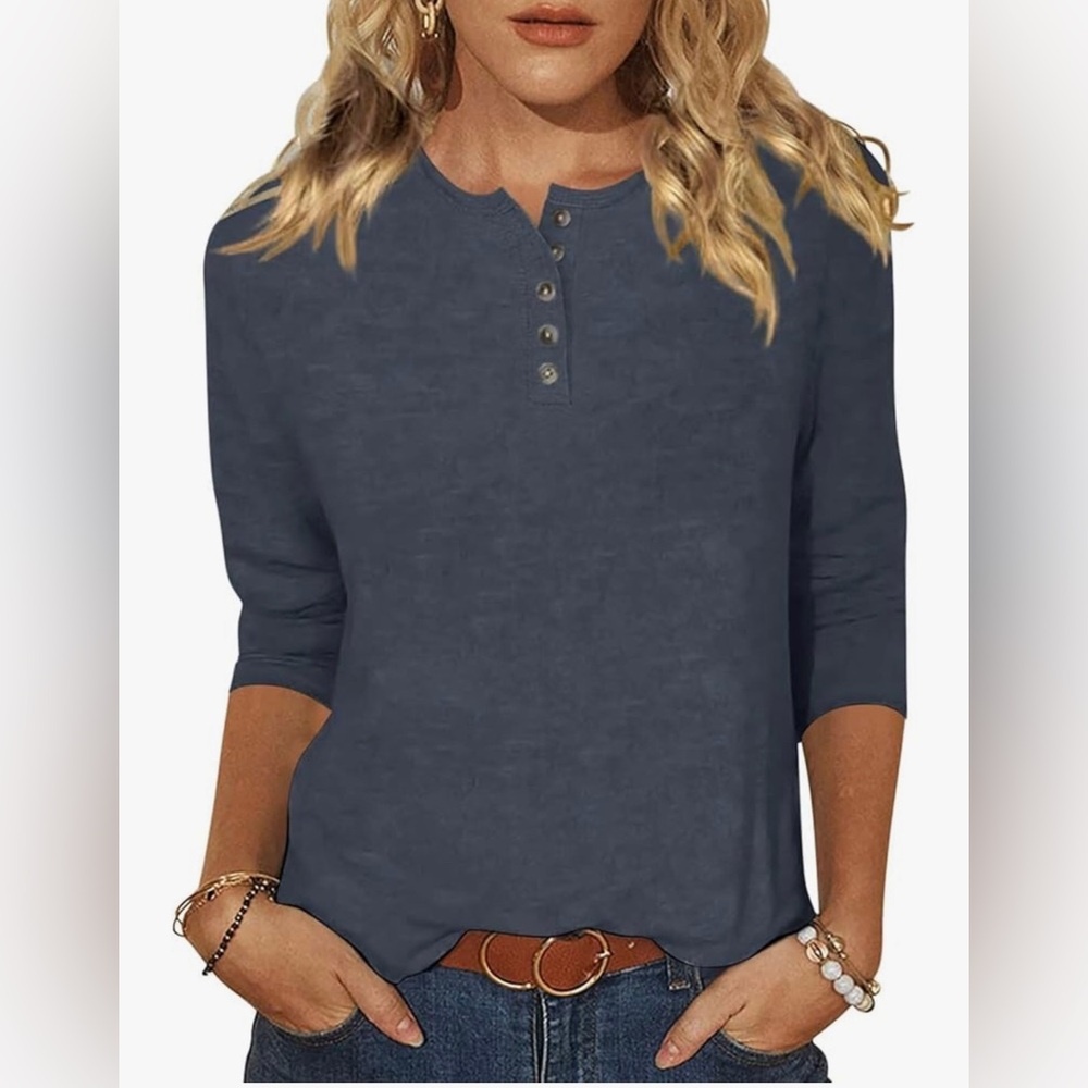 Women's Crew Neck 3/4 Sleeve Top
